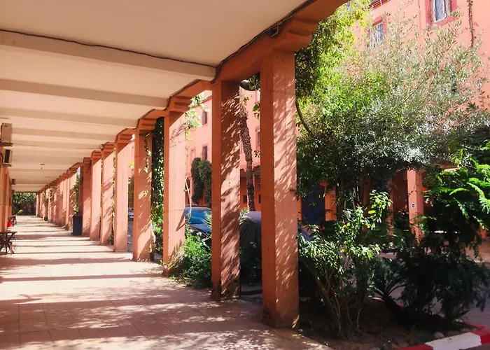 Riad Oued Issil