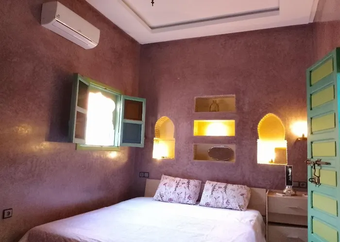 Riad Yousra